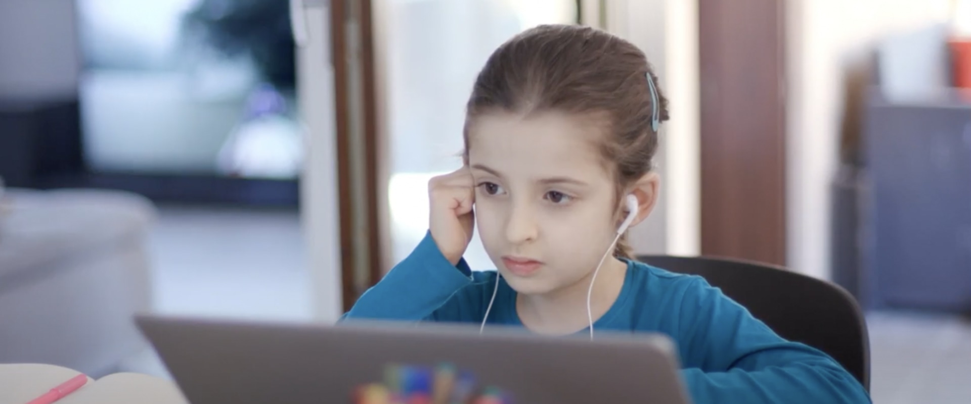 The Power of Technology in Home Tutoring for UK Families