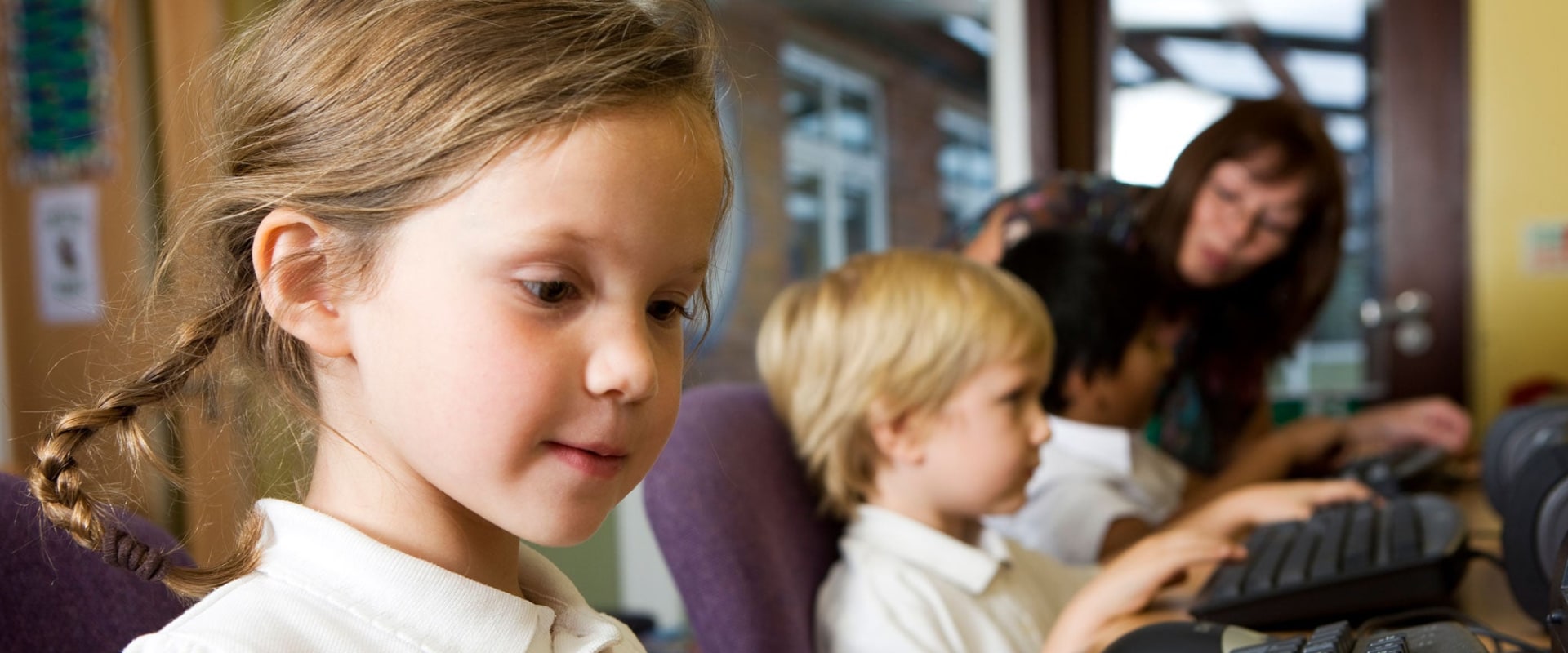 Personalized Learning Plans: Empowering UK Families Through One-on-One Tutoring